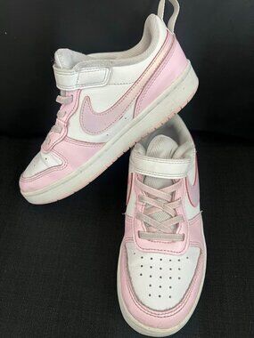 Nike Court Low Top Slip On Athletic Tennis Shoes Size 2Y 2 Youth